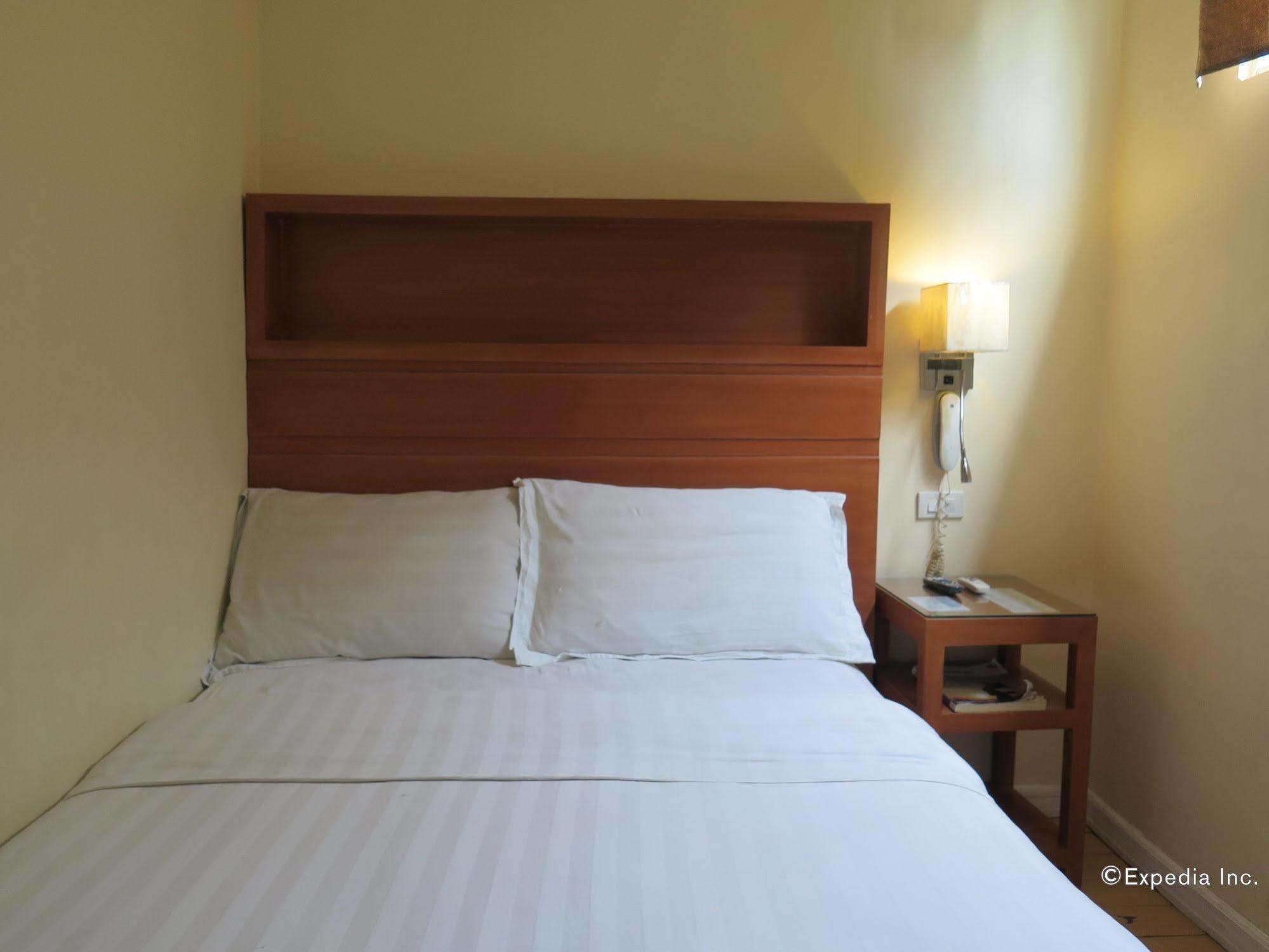 La Gloria Residence Inn Cebu Екстер'єр фото